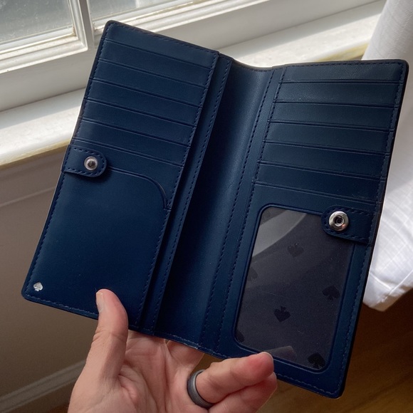 Kate Spade Bifold Wallet - Picture 3 of 5